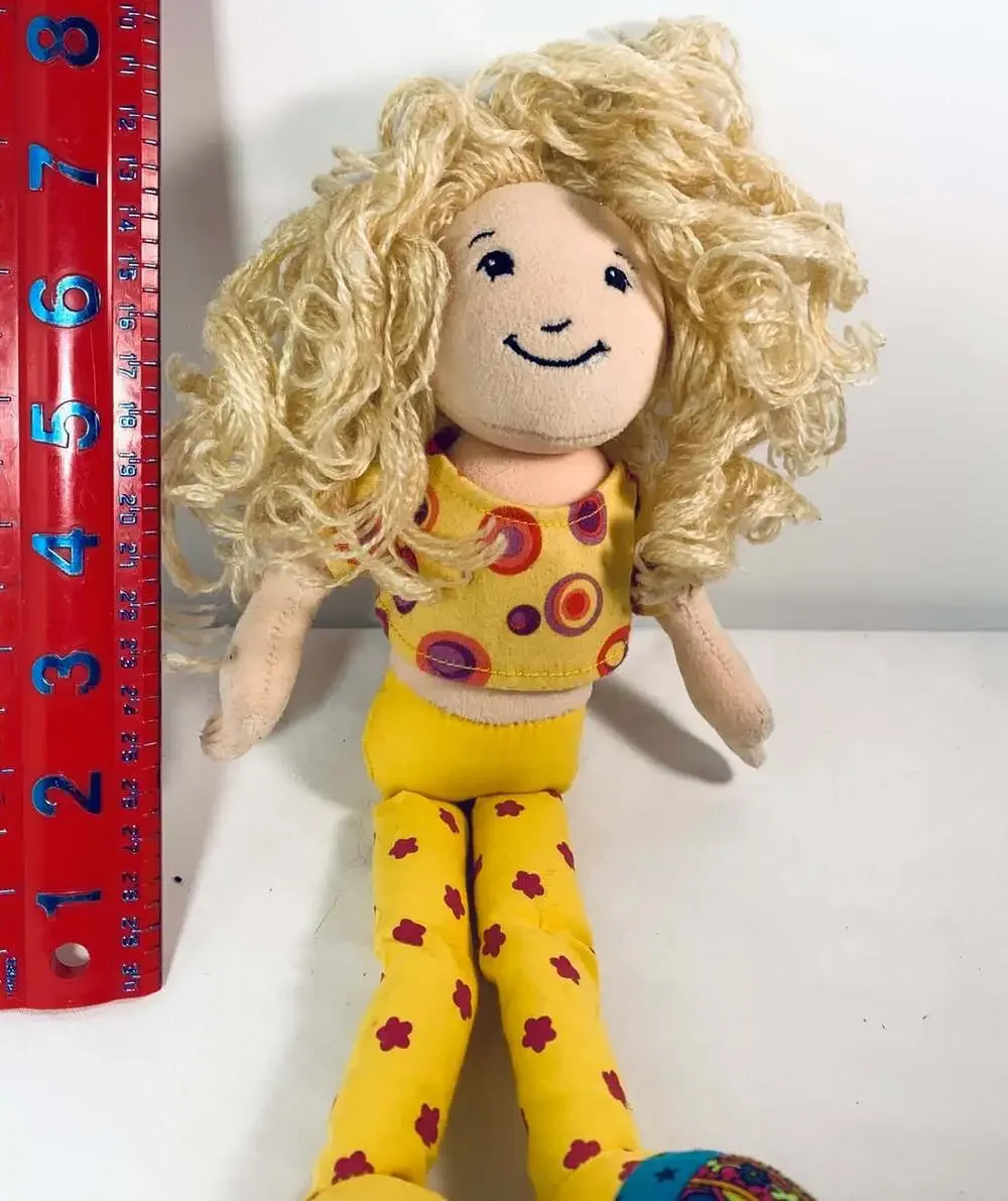 Sesilia Groovy Girl Doll plush